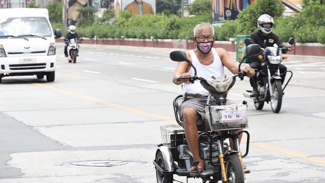 MMDA Launches Free Charging Station for E-Bikes, E-Scooters